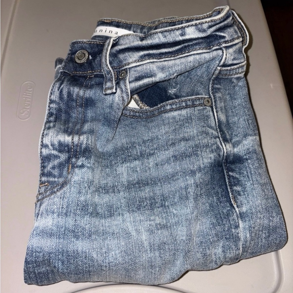 Eunina Super High Rise Mom Jeans